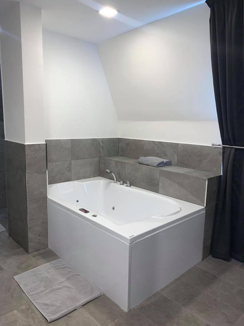 Hotel Zodiaco Szekszárd Quarto foto